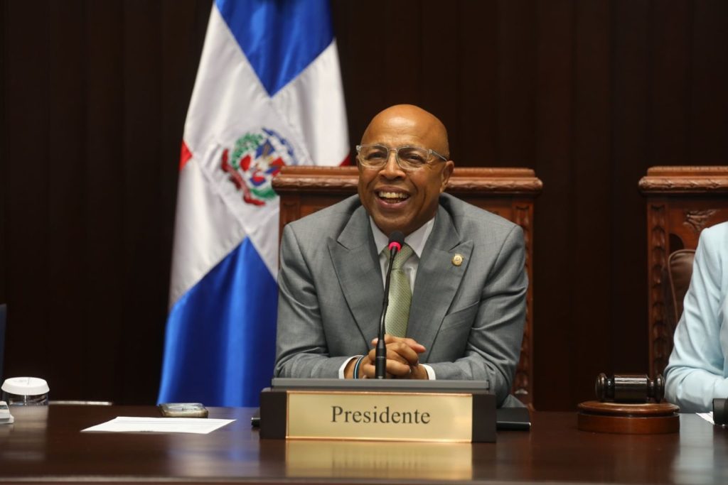 Diputados conviernten en ley proyecto que aumenta impuestos en RD; pasará al Gobierno para su promulgación
