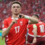 Futbolista de origen dominicano anota gol en el Mundial y guía triunfo de Suiza