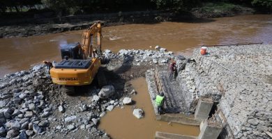 Medio Ambiente alerta por extracción ilegal de arena en el río Masacre y destaca recuperación forestal en la frontera