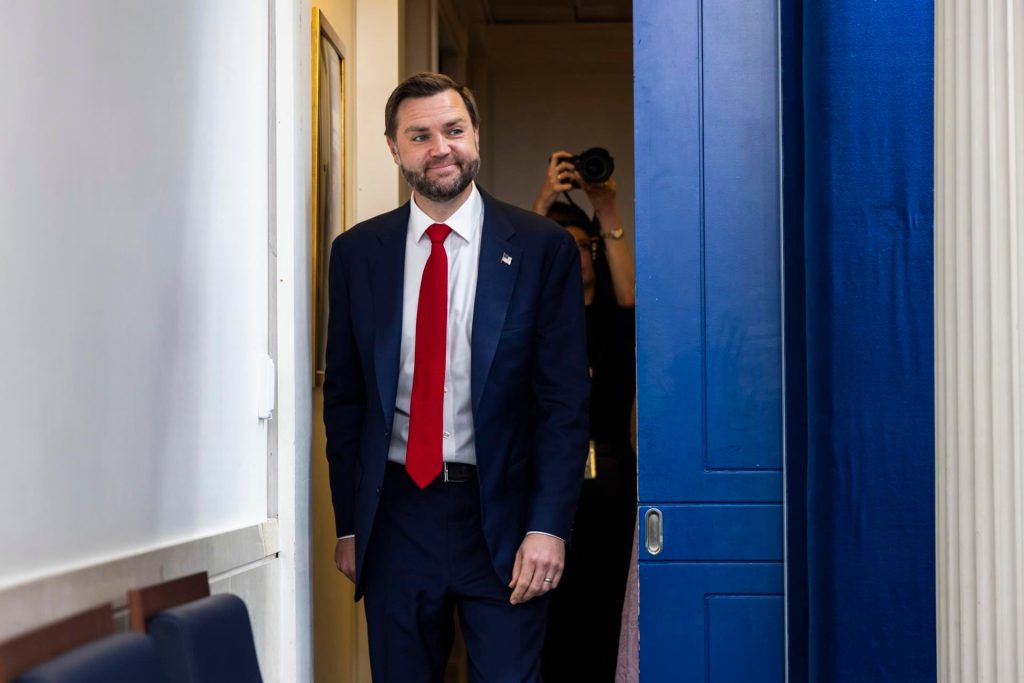 JD Vance viajará a Suiza para reunirse con Irán si se mantiene tregua entre Israel y Hezbollah