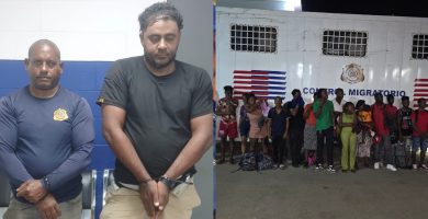 Dos colaboradores de Migración son detenidos con 22 haitianos en condición irregular