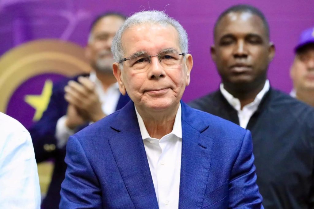 Danilo Medina critica reforma fiscal y acusa al Gobierno de agravar la crisis económica y social