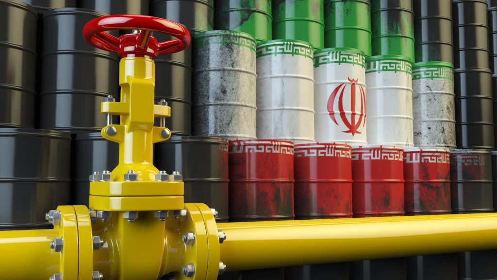 EE.UU. autoriza la venta de petróleo iraní hasta el 21 de agosto