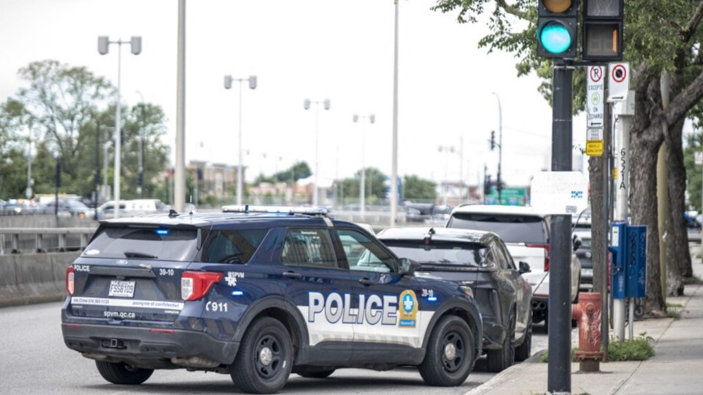 Tres muertos, incluido un policía, en tiroteo en Canadá
