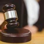 Por 12.ª vez aplazan solicitud de permiso de exagente condenada por sicariato