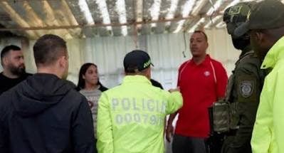 Dominicanos van a prisión en Colombia por organizar una pelea de perros en dicho país