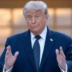 Tribunal de EEUU autorizó a Trump a reanudar las deportaciones aceleradas en todo el país