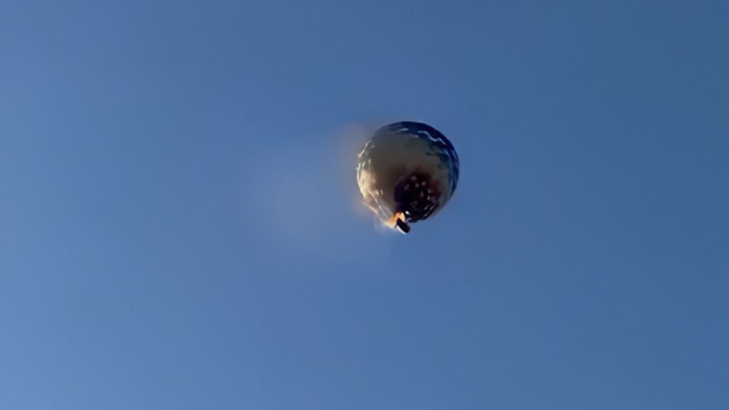 VIDEO: Ocho muertos tras incendio en globo aerostático en Brasil