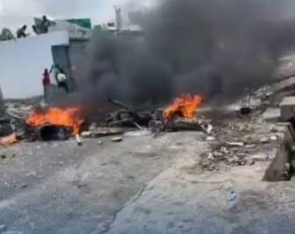 Protestan en Samaná por hombre detenido por posesión de drogas; aseguran es inocente