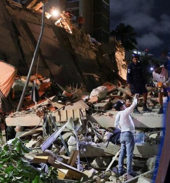 Gobierno de Bukele ofrece envío de 300 rescatistas y 50 toneladas de suministros a Venezuela