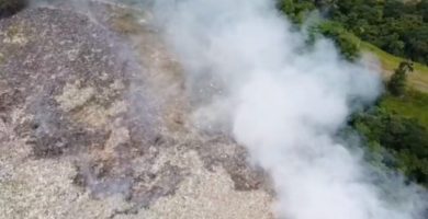 Incendio en el vertedero de Jarabacoa continúa afectando el turismo y la calidad de vida de los ciudadanos