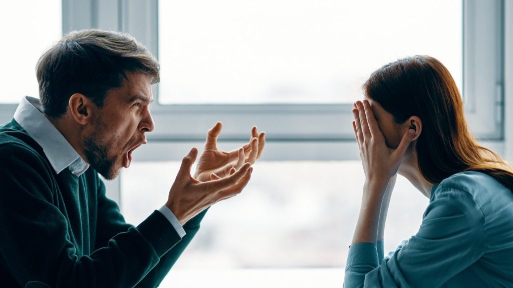 Violencia intrafamiliar no se resolvería solo con nuevas tipificaciones del Código Penal