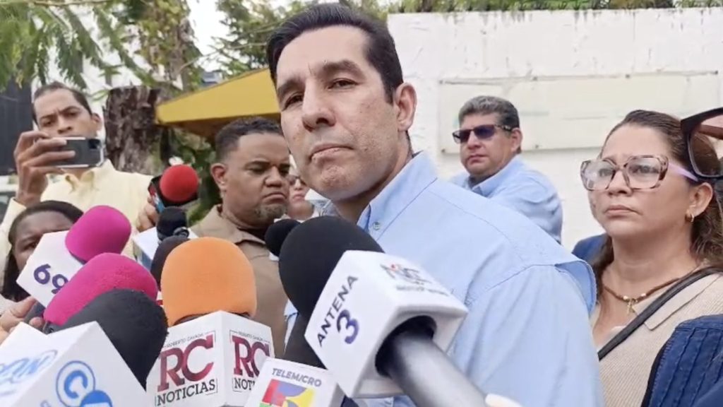 Venezolanos solicitan estructura logística para enviar ayuda a Venezuela desde RD