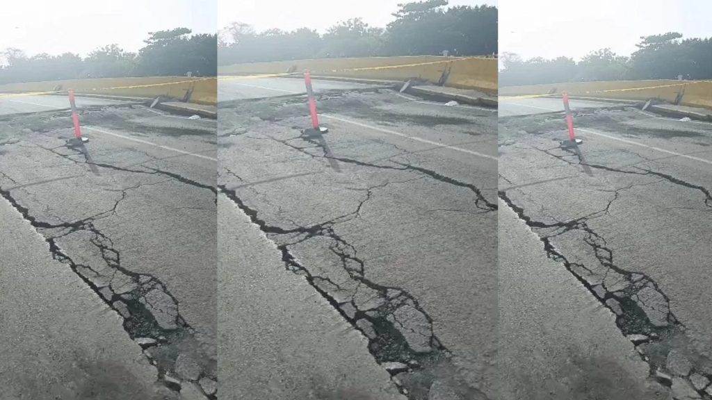 Colapsa puente que conecta Caraballeda con el resto de La Guaira tras réplica sísmica