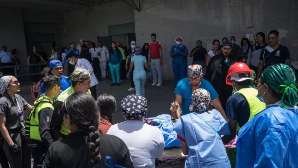 ONU instala tres hospitales de campaña en La Guaira