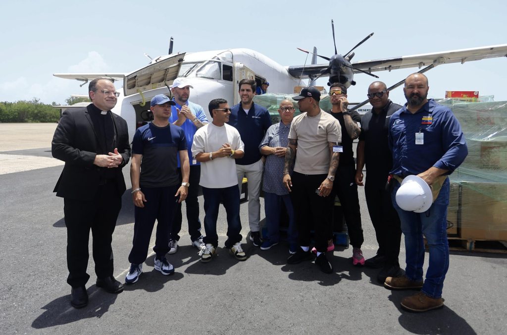 PR envía 4,5 toneladas de ayuda a Venezuela en su primera misión colaborativa