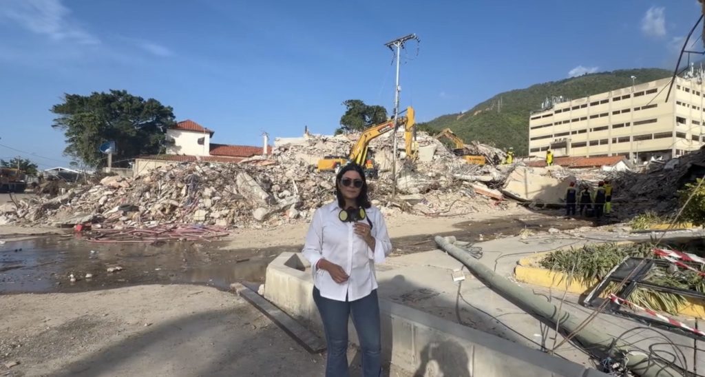 Rescatistas dominicanos y venezolanos trabajan para recuperar dos cuerpos