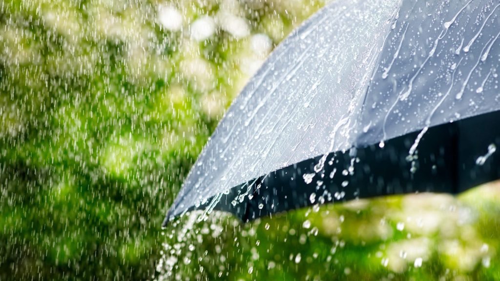 Persistirán fuertes aguaceros y tormentas eléctricas en varias provincias del país
