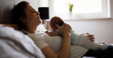 Al menos el 20 % de las mujeres sufren algún trastorno mental luego de tener un hijo