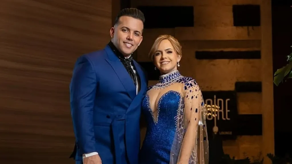 El Blachy sorprende a su esposa con lujoso regalo en RD