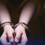 Arrestan a mujer señalada de sedar y raptar a su esposo en medio de proceso de divorcio