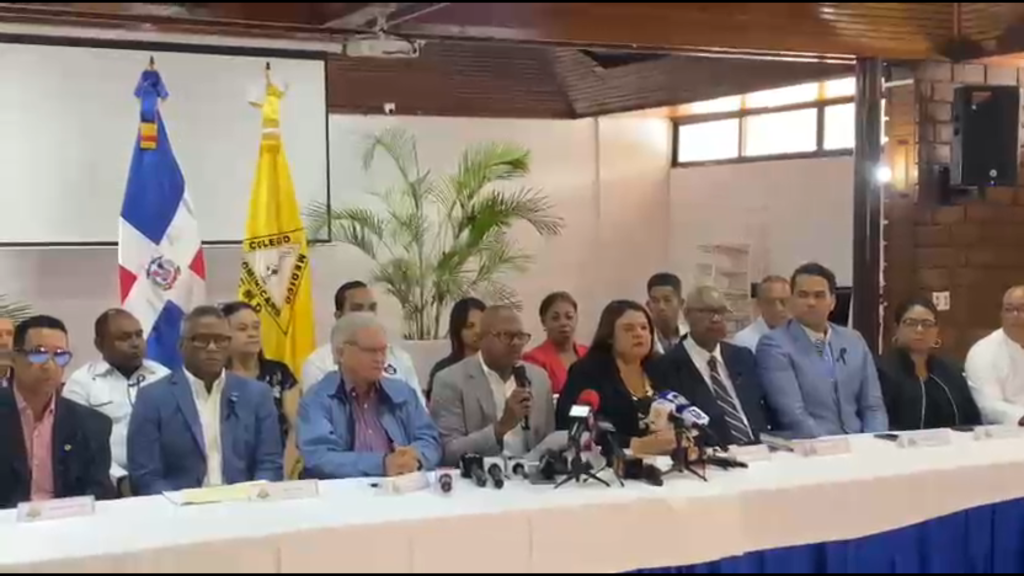 ¡Atención, pacientes! Colegio Médico convoca paro nacional de 24 horas este martes 7 de julio