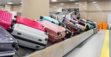 Lo que encontraron en las maletas rosadas de dos mujeres en el AILA