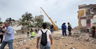 Esperanza entre los escombros: mujer logra comunicarse con su esposo desde edificio colapsado en La Guaira