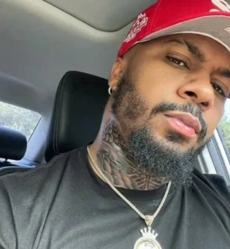Último adiós al barbero Carlos Gil: así fue la despedida del dominicano repatriado desde EE.UU.