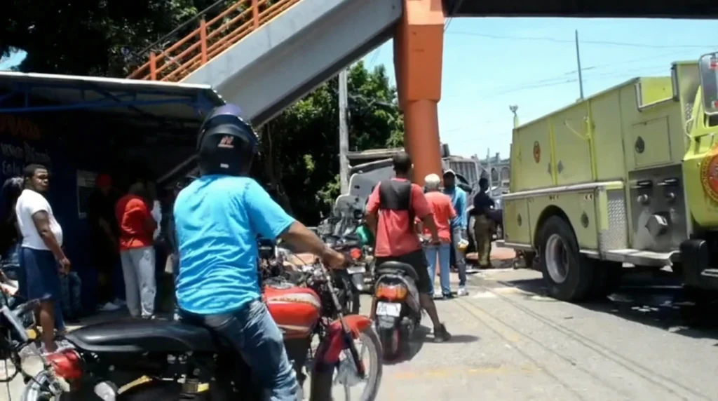 Reportan alarmante incidente con un camion en Quita Sueño