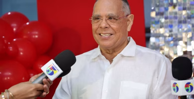 Juan Ramón Gómez Díaz resalta la experiencia que ofrece Acércate a los estudiantes