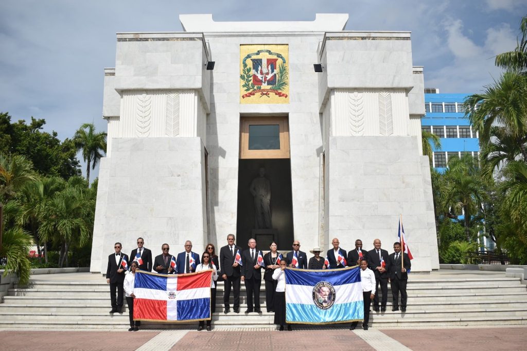 Duartianos rinden homenaje a Francisco del Rosario Sánchez en el 165 aniversario de su muerte