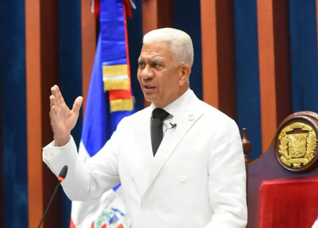 Ricardo de los Santos pide no seguir retrasando el Código Penal