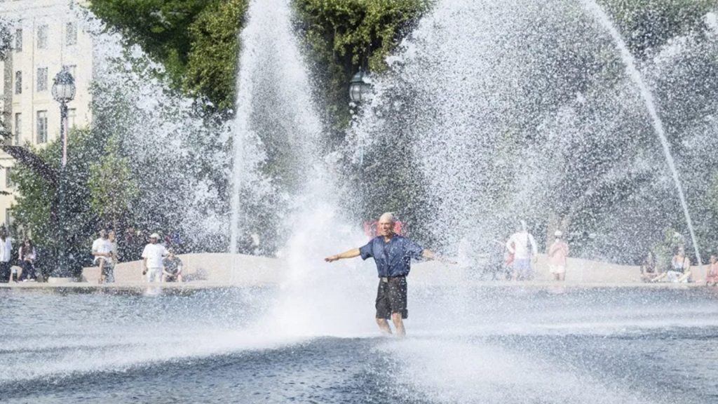 Ola de calor y fuertes lluvias mantienen en alerta a gran parte de Estados Unidos