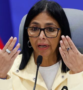 Delcy Rodríguez crea una unidad militar especial para responder a desastres en Venezuela