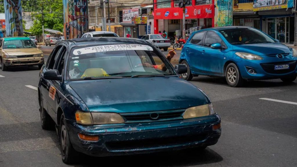 ¡Se suman más! ya son 36 las rutas de Santiago que aumentaron el precio del pasaje