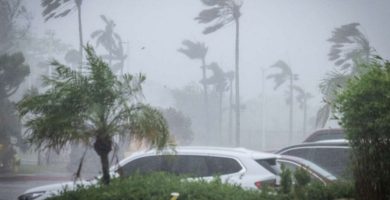 VIDEO: Supertifón Bavi toca tierra en la isla de Rota, territorio estadounidense