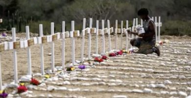 Sepultan a más de 150 víctimas no identificadas en La Guaira tras el sismo
