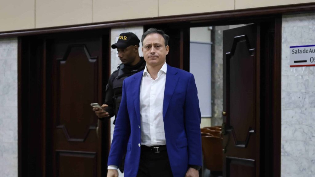 Jean Alain seguirá en juicio tras tribunal rechazar acción que buscaba anular proceso por corrupción