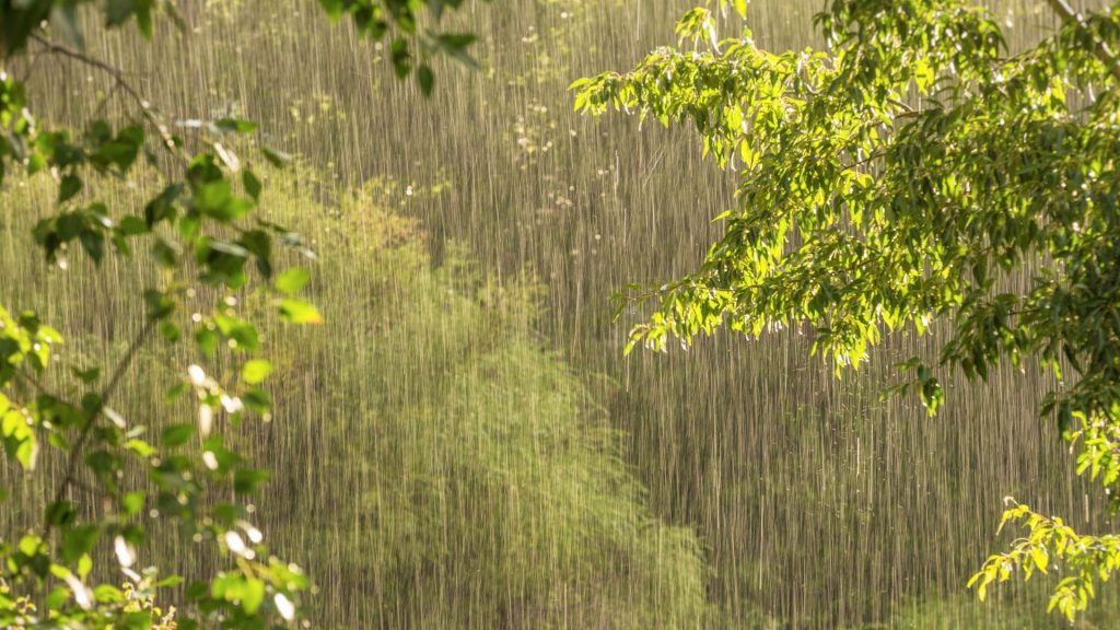 Pronostican aguaceros y tormentas eléctricas para el Gran Santo Domingo esta tarde