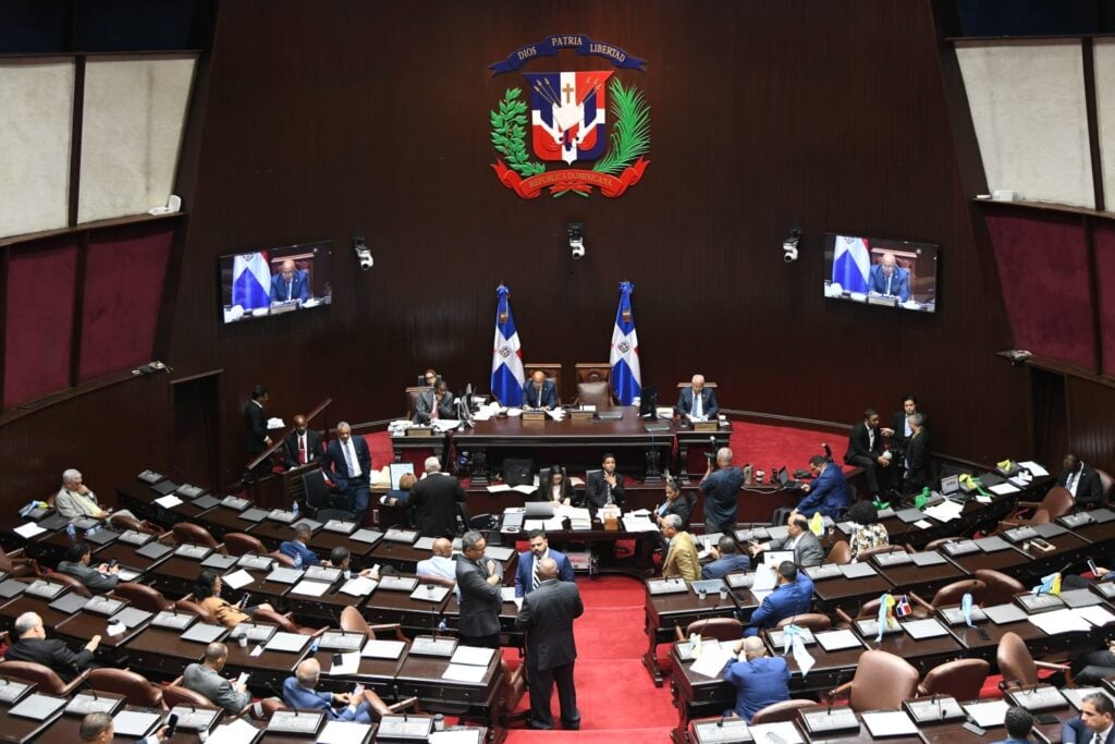 Diputados abren proceso de recepción y evaluación de propuestas para nuevo Código Penal; abren posibilidad de extender la vacatio legis