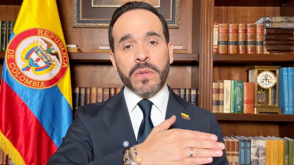 VIDEO: Abelardo de la Espriella acusa a Gustavo Petro de orquestar un golpe de Estado; pide no obedecer ninguna orden
