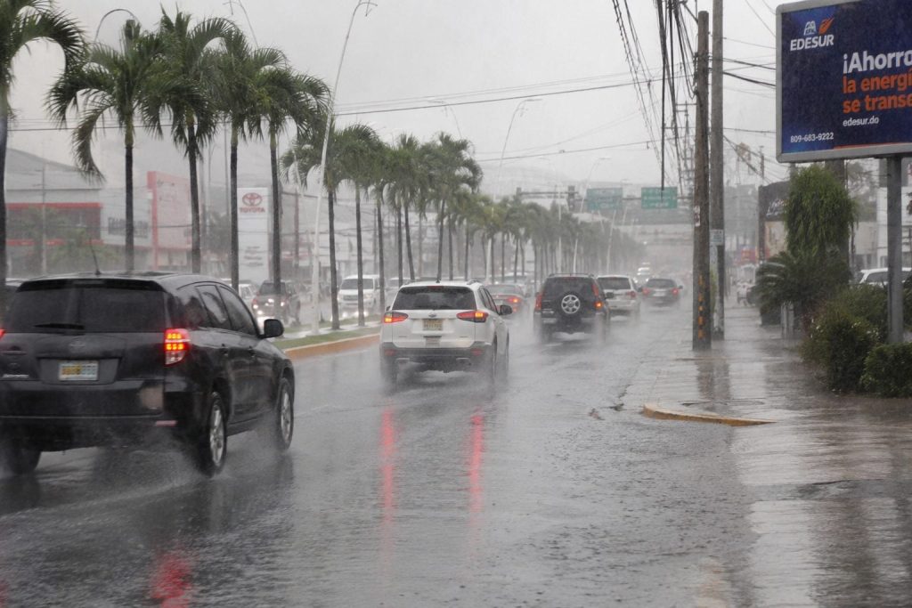 Vuelven las lluvias en el Gran Santo Domingo y otras zonas para este miércoles