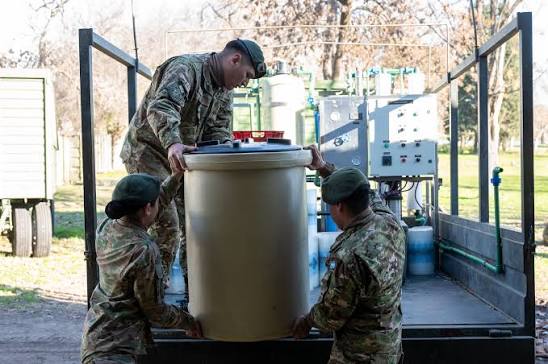 Argentina despliega planta potabilizadora para abastecer de agua a afectados en Venezuela