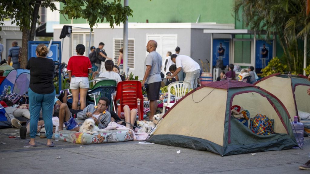 Aumenta a 16.686 el número de damnificados alojados en campamentos en Venezuela