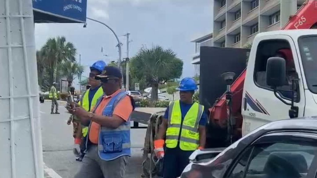 Alcaldía del DN recupera espacio público ocupado irregularmente en avenida Abraham Lincoln