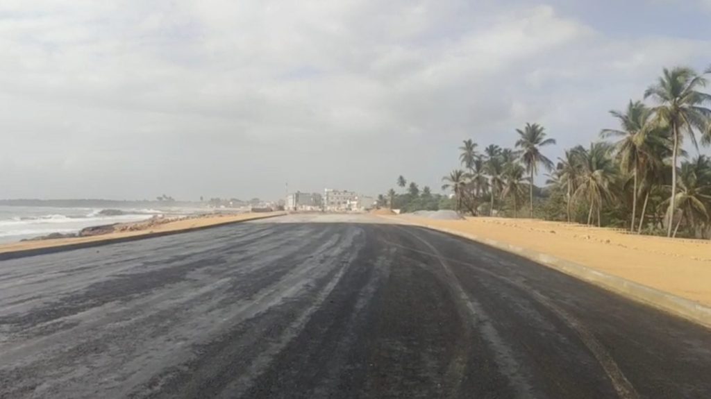Residentes y comerciantes de Nagua valoran avances en la construcción del Malecón