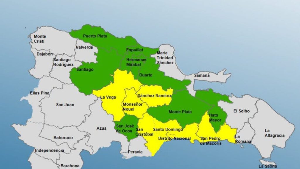 COE eleva a siete las provincias en alerta amarilla por vaguada y onda tropical