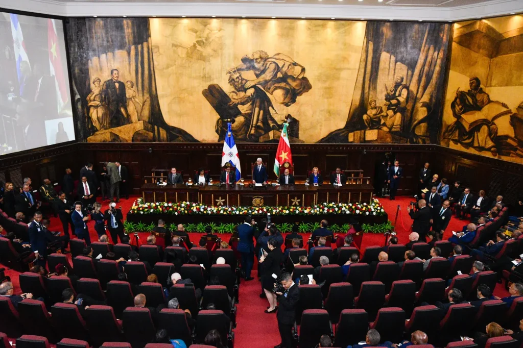 Sector sindical llama nueva vez a retirar del Congreso Nacional la reforma laboral