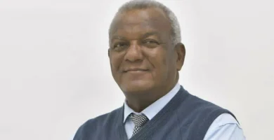 Parte de reconocido profesor enlutece San Cristóbal